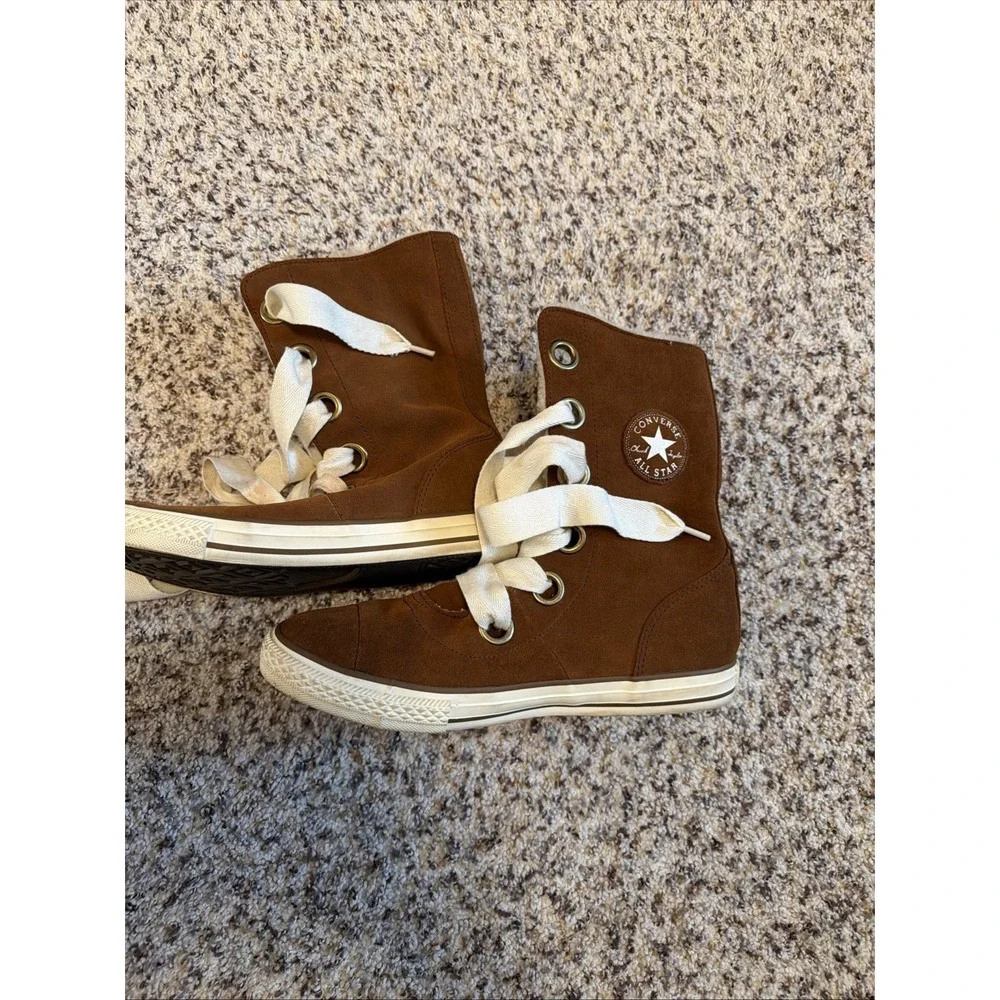Converse All Star Chuck Taylor Fall Bev‎ Suede Extra High Women's Size 9 New